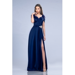 [48-54] Precomanda - Rochii Engross Lungi din Tafta cu pene si accesoriu din cristal - Ivona M31954